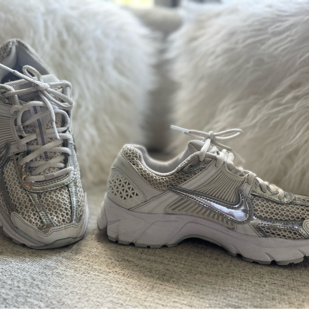 Nike Vomero 5 Sneakers Size:7